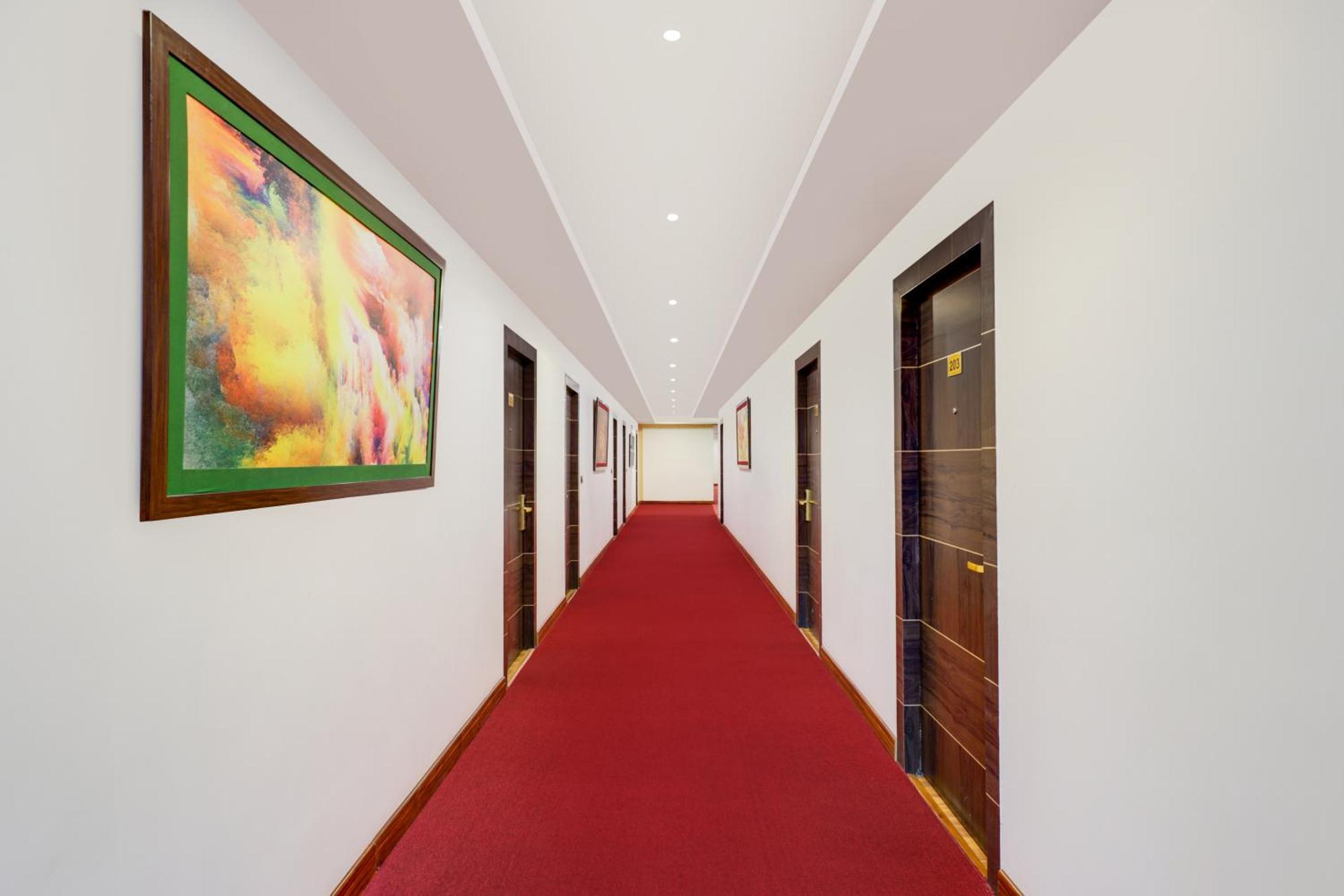 Span Inn Suites Manali Baragran Экстерьер фото